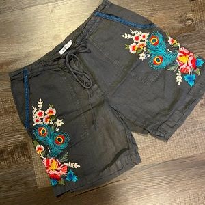 JOHNNY WAS LOS ANGELES linen drawstring shorts